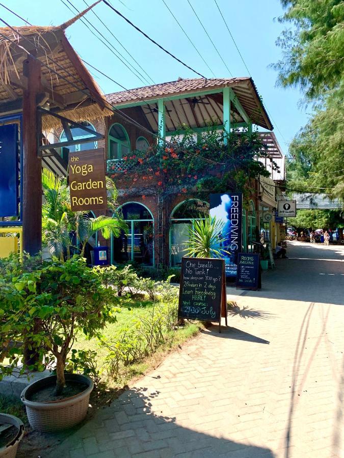 The Yoga Garden Hotel Gili Trawangan Exterior photo